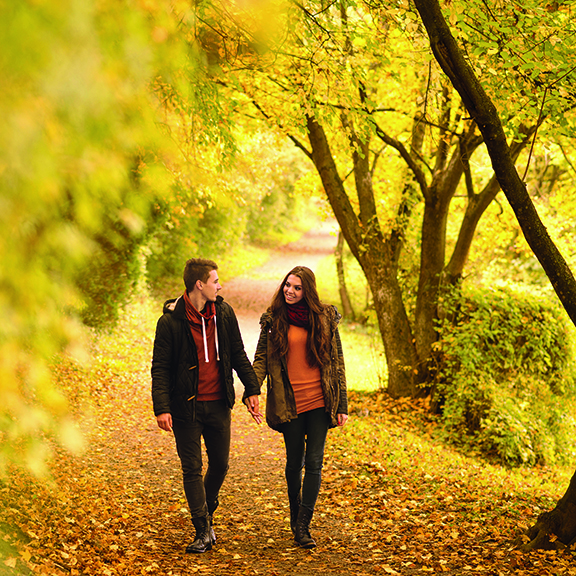 6 Great Fall Date Ideas